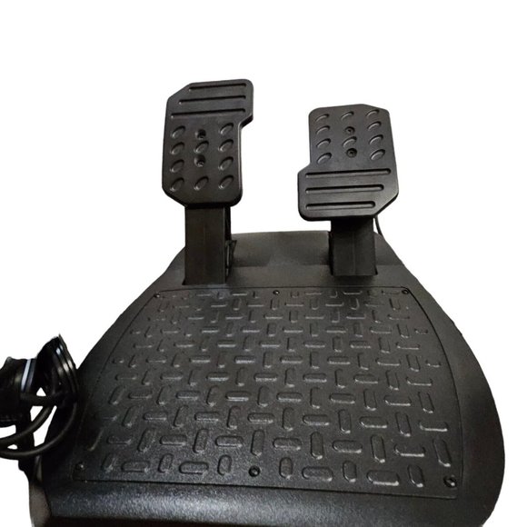 Thrustmaster Ferrari 458 Spider Racing Wheel and Pedals for Xbox One - Picture 12 of 14